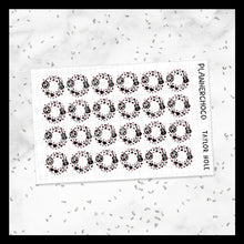 Load image into Gallery viewer, Taylor / Hole Reinforcements / Foiled