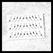 Load image into Gallery viewer, Spooky / Side Garland / Foiled