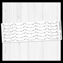 Load image into Gallery viewer, Heart / Garland Strip / Foiled