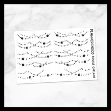 Load image into Gallery viewer, Clover / Double Garland / Foiled