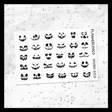 Load image into Gallery viewer, Spooky Pumpkin / Face Deco / Foiled
