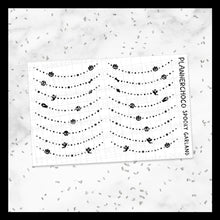 Load image into Gallery viewer, Spooky / Garland / Foiled
